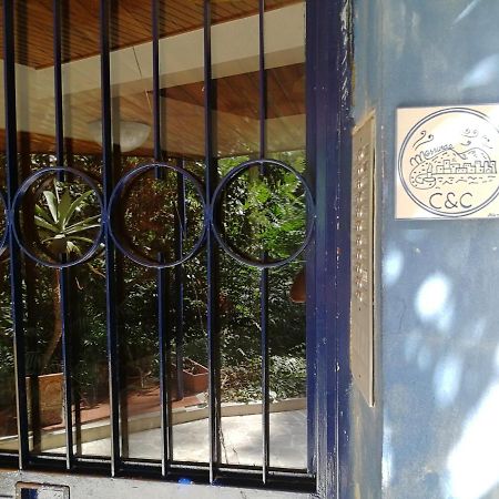 C&C Bedrooms Messina Exterior photo